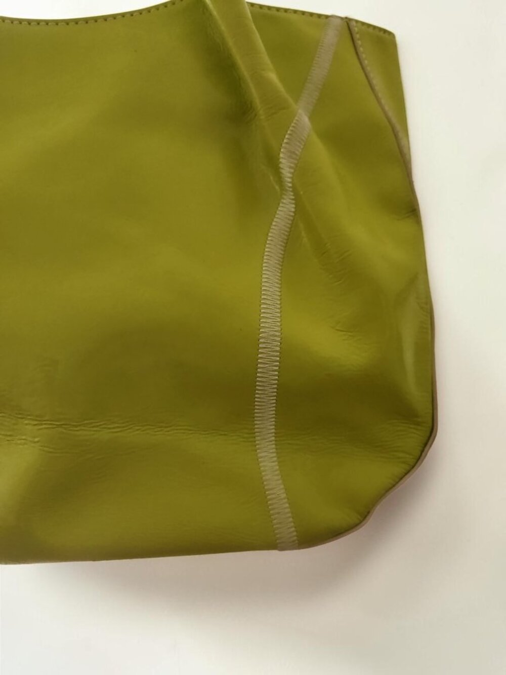 💚 Kate Spade Neon Green Tote Tennis Ball Inspired Statement Bag 💚 - Picture 12 of 16